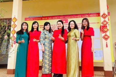 Chào mừng tuần lễ áo dài